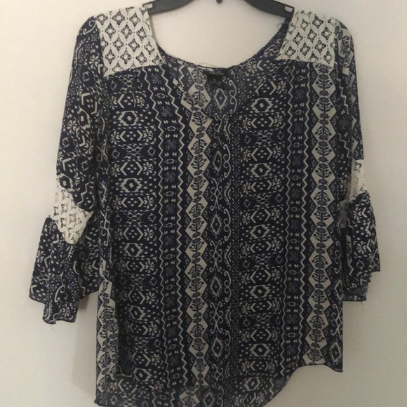 Tops - Light weight blouse